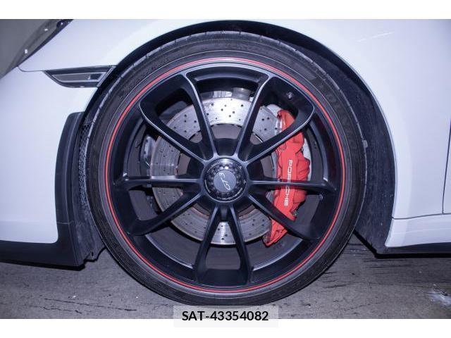Porsche 911 2019-04 7816025-8