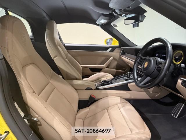 Porsche 911 2021-11 7817697-4