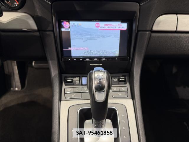 Porsche 911 2013-03 7817772-7