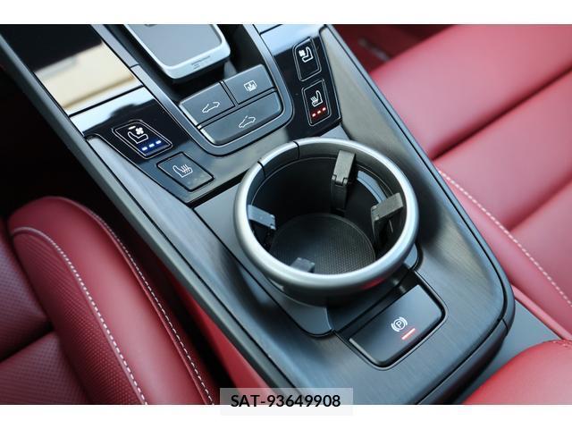 Porsche 911 2022-12 7818631-15
