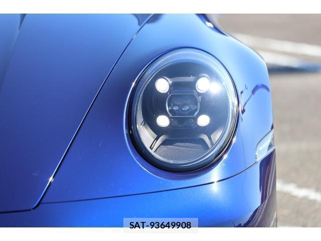 Porsche 911 2022-12 7818631-18