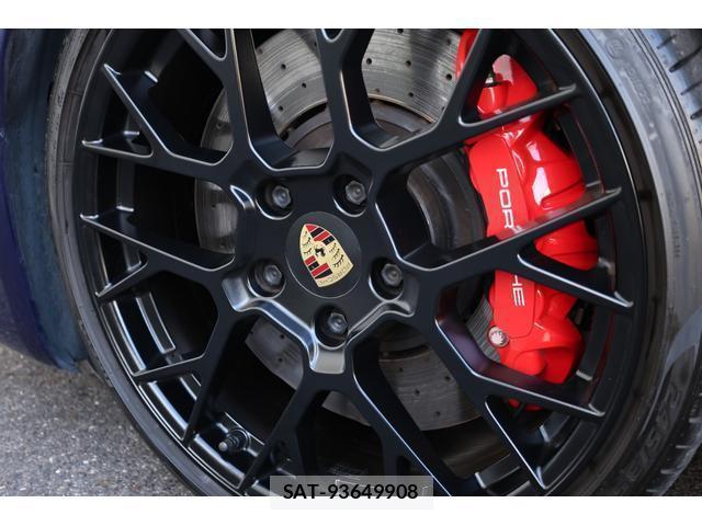 Porsche 911 2022-12 7818631-8