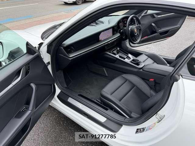 Porsche 911 2020-02 7818733-15