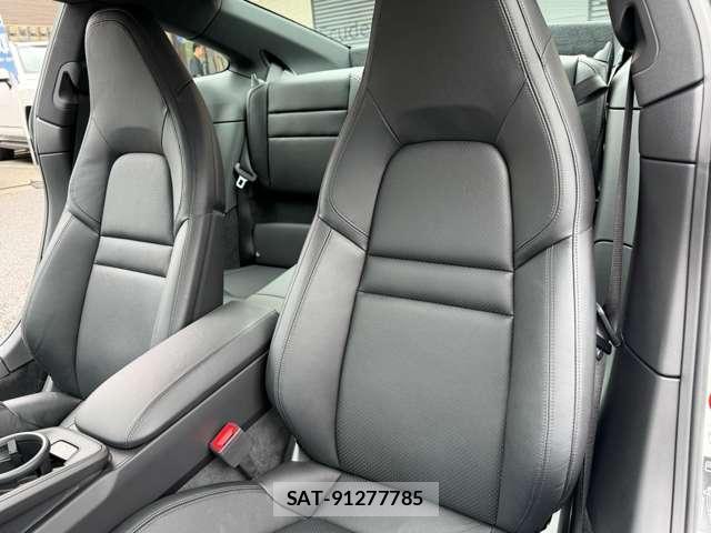 Porsche 911 2020-02 7818733-17