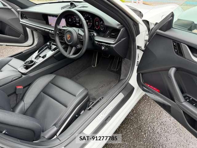 Porsche 911 2020-02 7818733-8