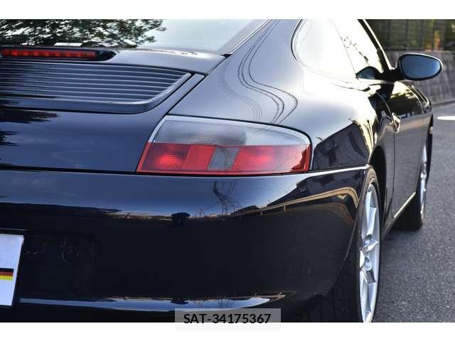 Porsche 911 2002-11 7819017-13