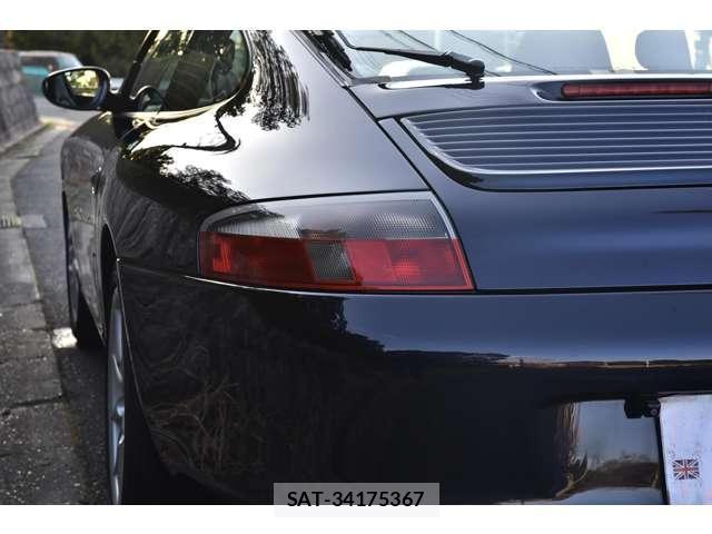 Porsche 911 2002-11 7819017-14