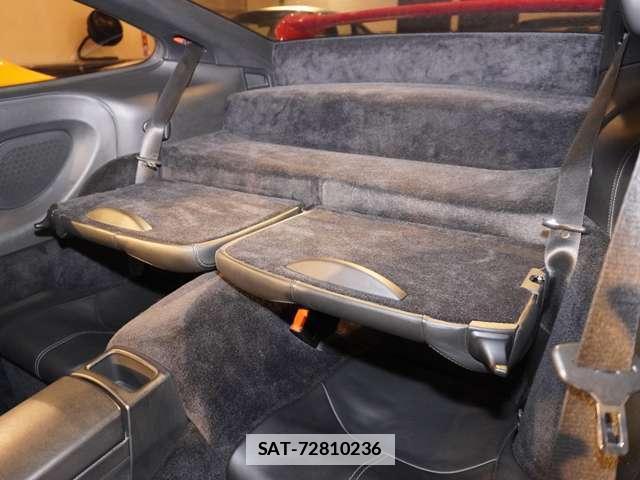 Porsche 911 2006-11 7819578-11
