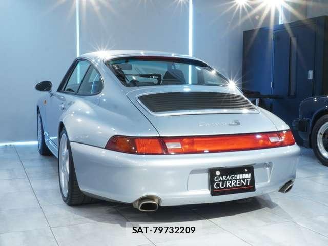Porsche 911 1996-07 7819582-3