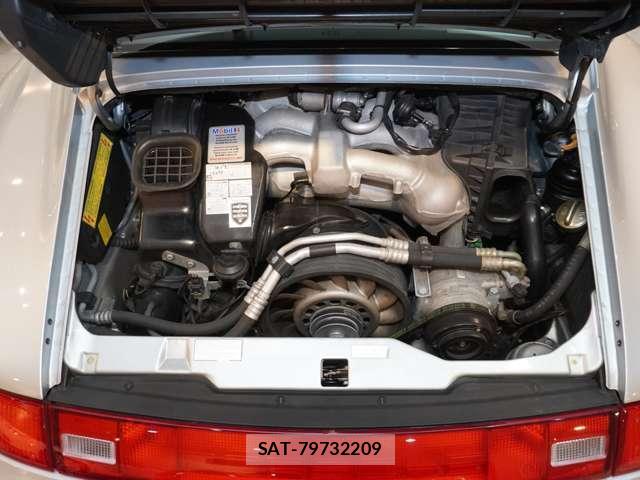 Porsche 911 1996-07 7819582-9