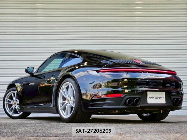 Porsche 911 2020-12 7820303-1