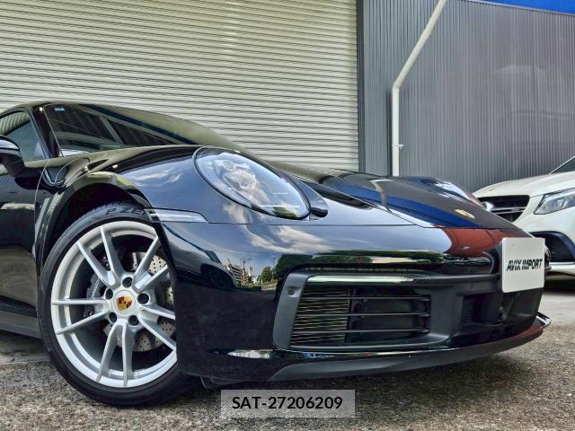 Porsche 911 2020-12 7820303-4
