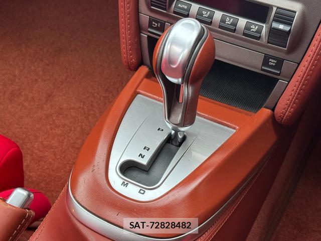 Porsche 911 2005-11 7820401-13