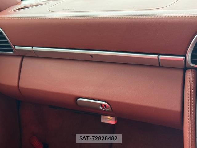 Porsche 911 2005-11 7820401-18