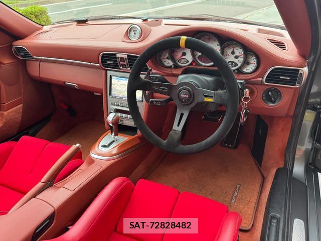 Porsche 911 2005-11 7820401-2