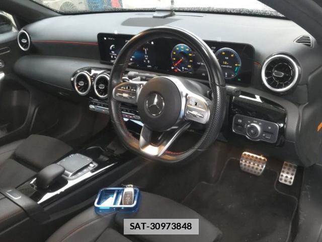 Mercedes Benz A-CLASS 2021-08 7811732-2