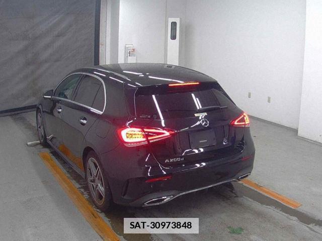 Mercedes Benz A-CLASS 2021-08 7811732-5