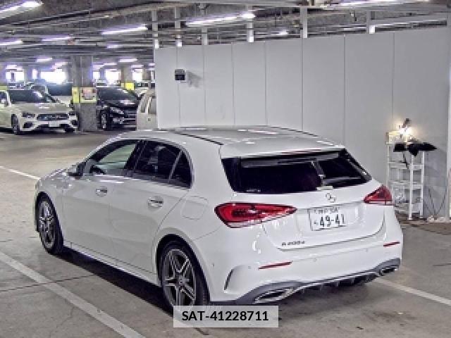 Mercedes Benz A-CLASS 2021-08 7815101-1