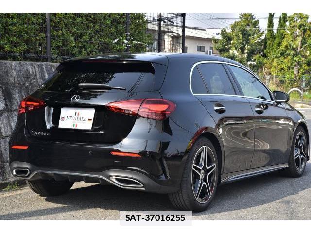 Mercedes Benz A-CLASS 2024-03 7819003-13