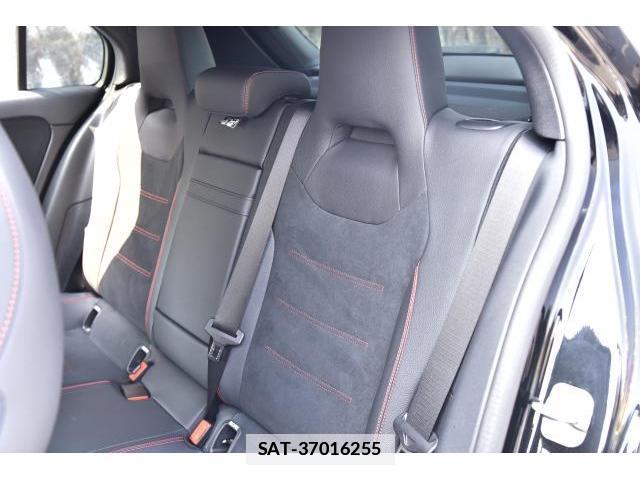 Mercedes Benz A-CLASS 2024-03 7819003-6