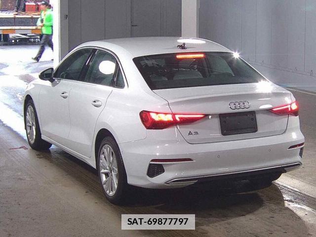 Audi A3 SEDAN 2023-06 7811777-1