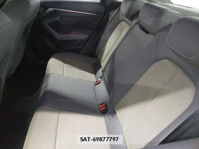 Audi A3 SEDAN 2023-06 7811777-3