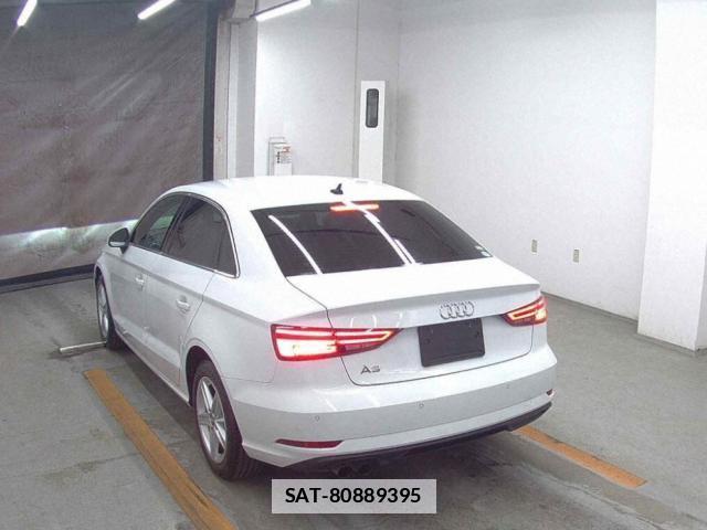 Audi A3 SEDAN 2021-03 7817247-1