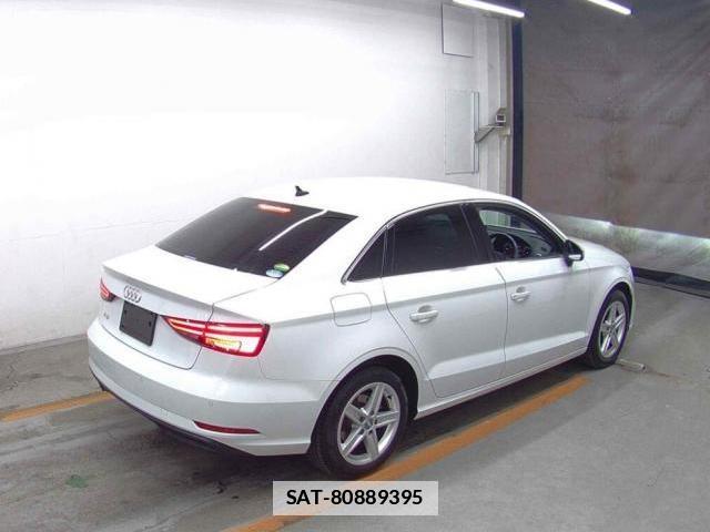 Audi A3 SEDAN 2021-03 7817247-4