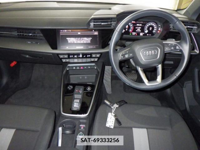 Audi A3 2021-08 7811440-2