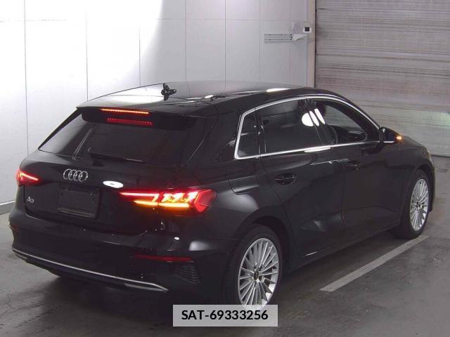 Audi A3 2021-08 7811440-5