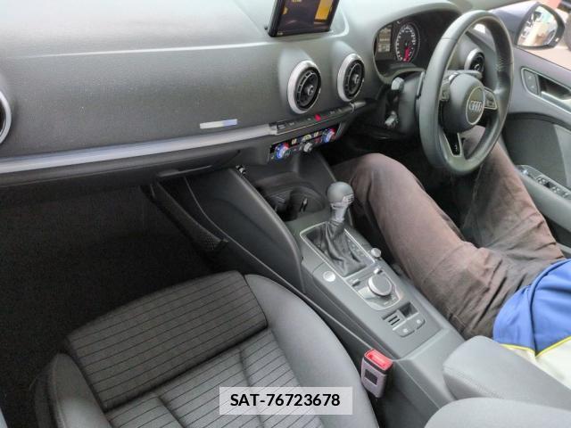 Audi A3 2017-06 7811689-2
