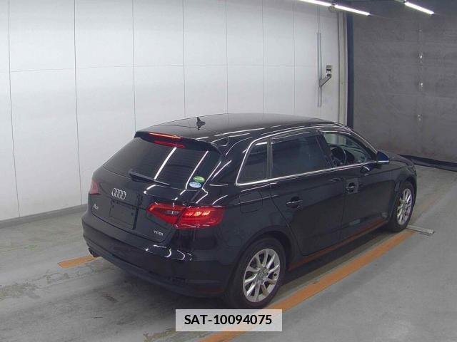 Audi A3 2015-05 7814968-4