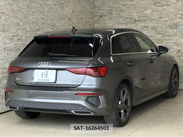 Audi A3 2022-04 7818933-3