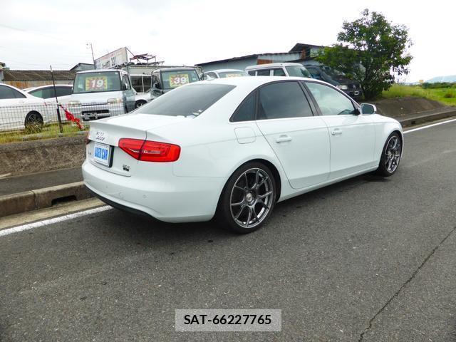 Audi A4 2014-01 7819659-17