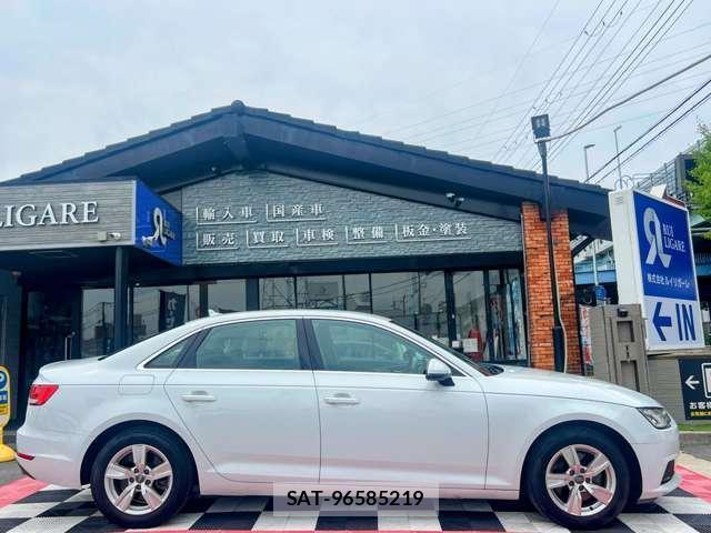Audi A4 2016-02 7820719-6