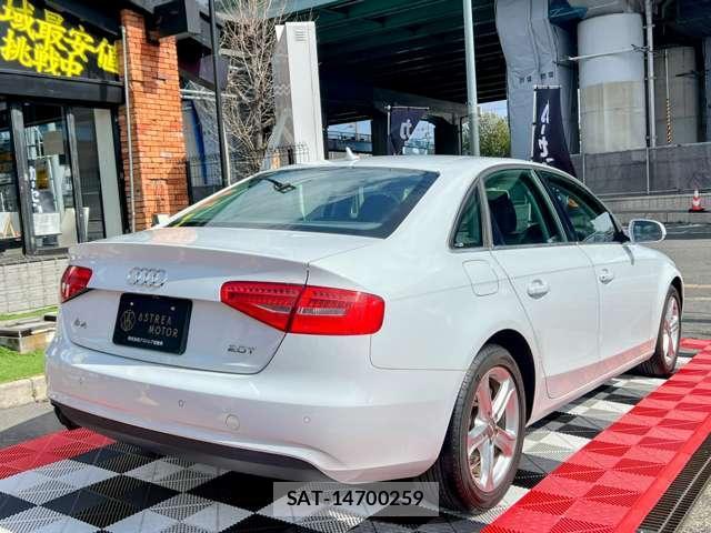 Audi A4 2013-11 7820744-5