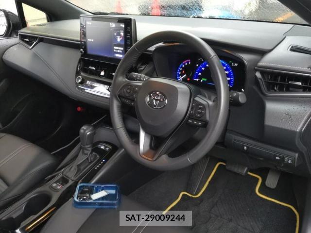 Audi A8 2019-03 7811729-2