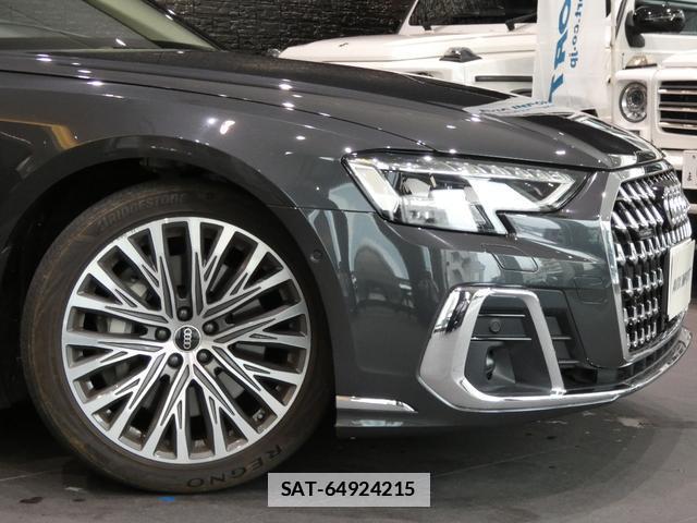 Audi A8 2022-06 7813606-4