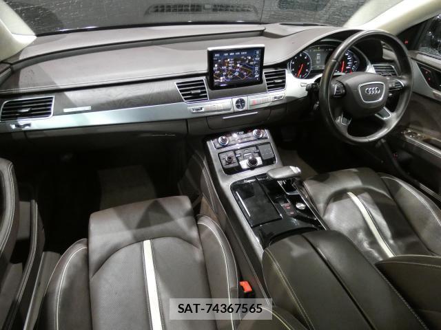 Audi A8 2016-11 7813608-7