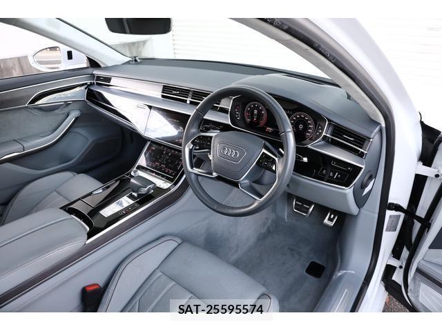 Audi A8 2019-05 7818671-4