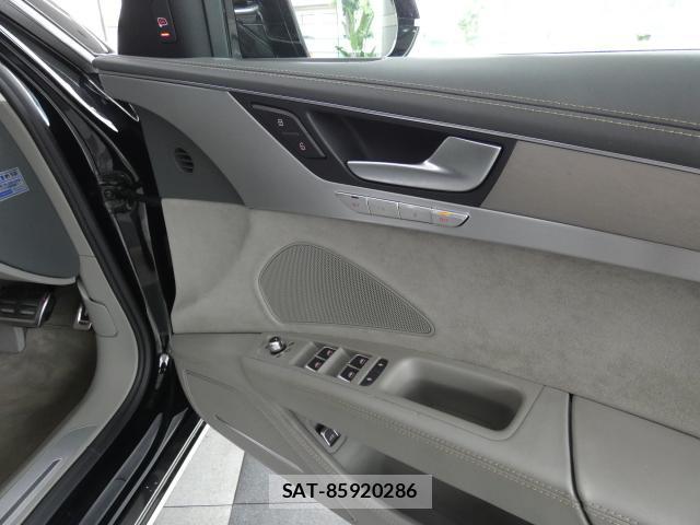 Audi A8 2018-01 7820239-11