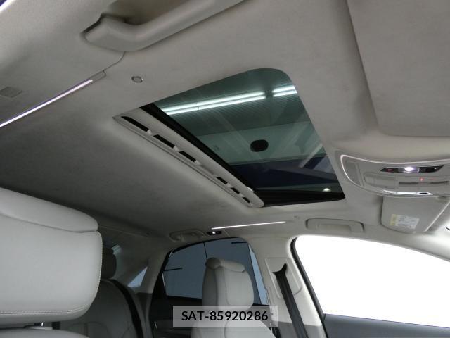 Audi A8 2018-01 7820239-13