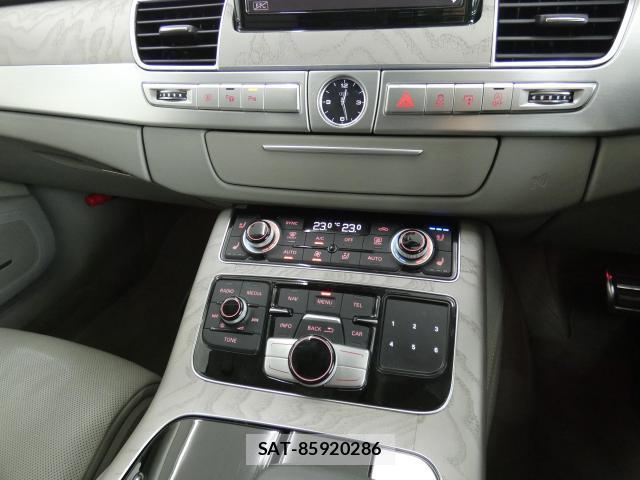 Audi A8 2018-01 7820239-17