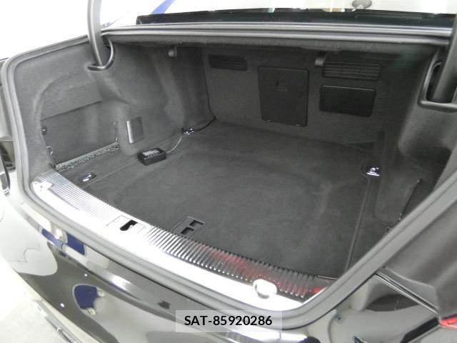 Audi A8 2018-01 7820239-18