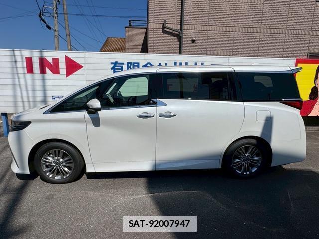 Toyota ALPHARD HYBRID 2026-03 7813555-16
