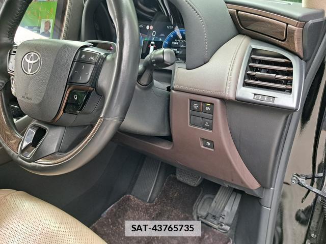 Toyota ALPHARD HYBRID 2023-12 7813687-18