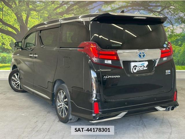 Toyota ALPHARD HYBRID 2016-12 7813779-1
