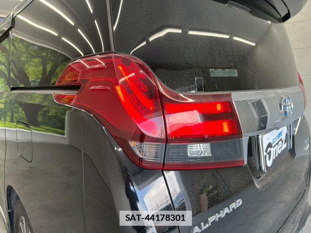 Toyota ALPHARD HYBRID 2016-12 7813779-16