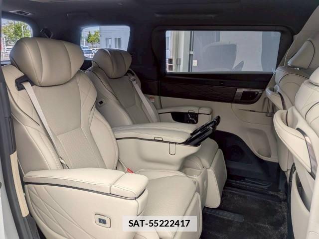 Toyota ALPHARD HYBRID 2023-11 7816438-7