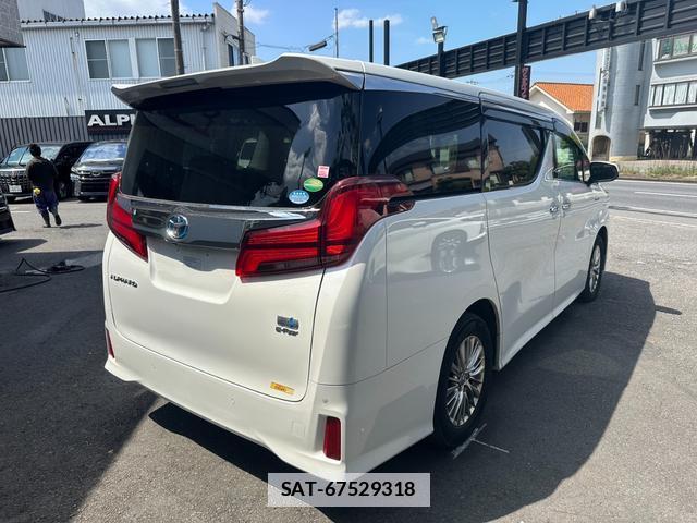 Toyota ALPHARD HYBRID 2018-04 7819320-17